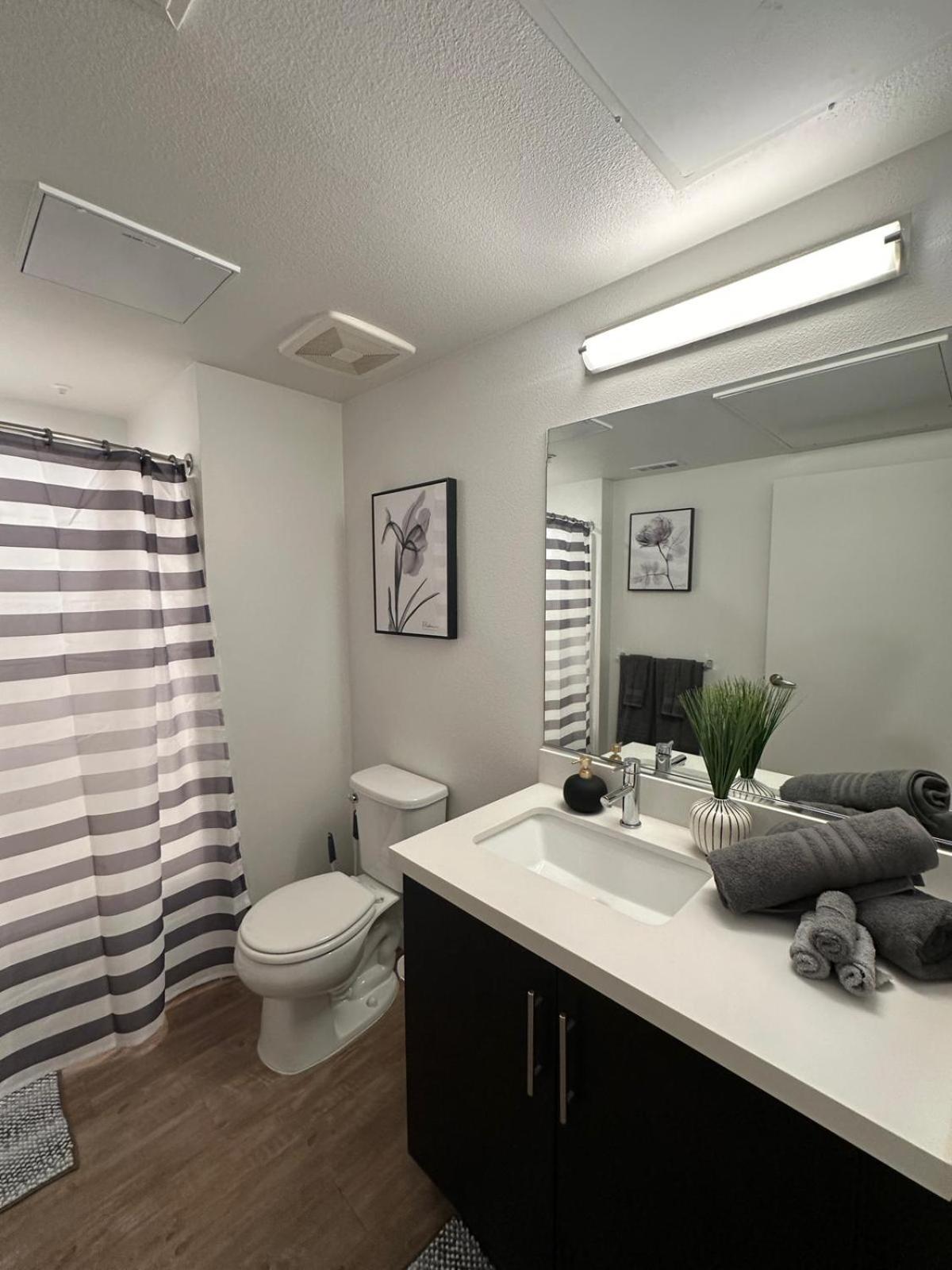 Hollywood Universal Studios Apartment Free Parking Los Angeles Bagian luar foto
